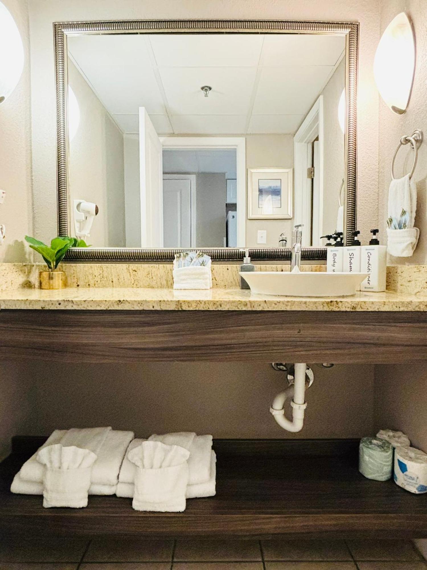 Azure Bliss Oceanfront Condo Sleeps 6 Myrtle Beach Luaran gambar
